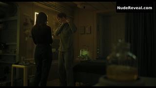 ANAMARIA VARTOLOMEI nude in Mickey 17