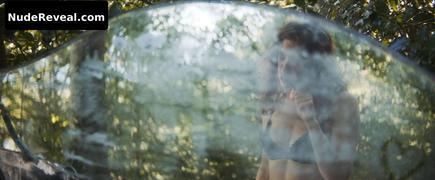 VALENTINA DI PACE nude in 99 Moons