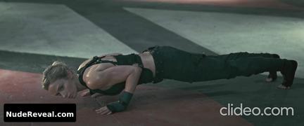 EMILY BLUNT nude in Edge Of Tomorrow