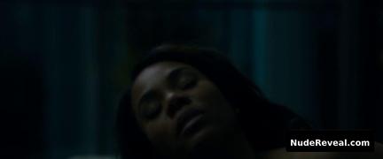 REGINA HALL nude in When the Bough Breaks
