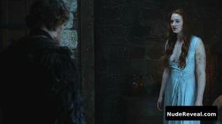 SOPHIE TURNER nude in Game of Thrones