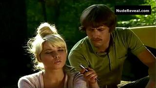 INGRID STEEGER nude in Zum zweiten Fruhstuck: Heie Liebe