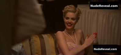 SAMARA WEAVING nude in Hollywood