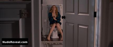 LESLIE MANN nude in The Change-Up