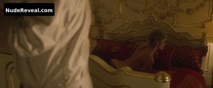 BERENICE MARLOHE nude in Valley of the Gods