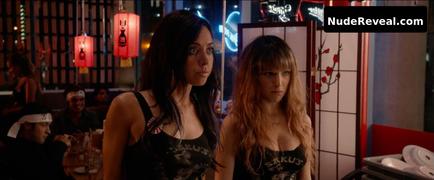 ANNA KENDRICK nude in Mike & Dave Need Wedding Dates