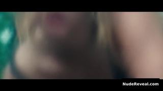 ADELE EXARCHOPOULOS nude in Beating Hearts