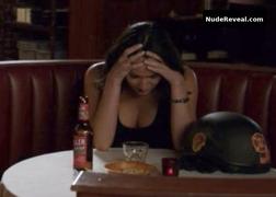 OLIVIA MUNN nude in New Girl