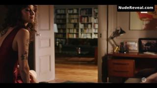 PAULINE CHEVILLER nude in Balthazar