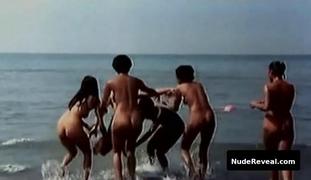 LAURA GEMSER nude in Amore libero