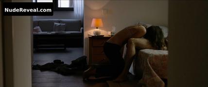 ANAIS DEMOUSTIER nude in Elles