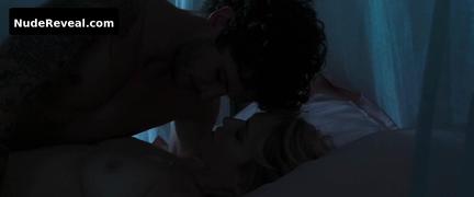 VIRGINIE LEDOYEN nude in MILF