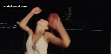 MARGARET QUALLEY nude in Tiny Moves