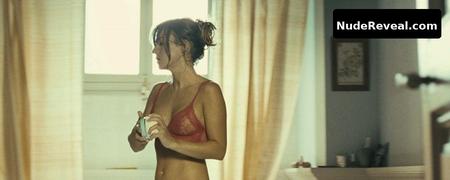 MARTA ETURA nude in Sleep Tight