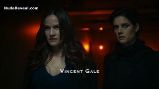 KELLY OVERTON nude in Van Helsing