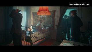 VIKTORIYA ZABOLOTNAYA nude in Strakh nad Nevoy