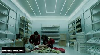 ESTHER ACEBO nude in La casa de papel