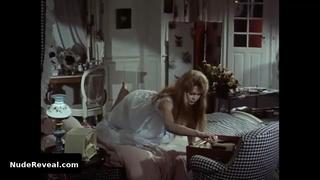 BRIGITTE BARDOT nude in Une parisienne