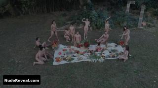 MARISOL CAL Y MAYOR nude in El desayuno