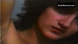 LINA ROMAY nude in Orgasmo Perverso