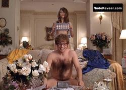ELIZABETH HURLEY nude in Austin Powers: International Man of Mystery