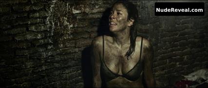 BLANCA SUAREZ nude in El Bar