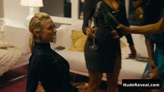 LILI REINHART nude in Hustlers
