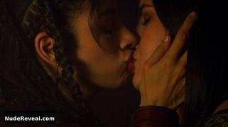 ELA VELDEN nude in Diablero