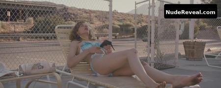 GEENA DAVIS nude in Thelma & Louise