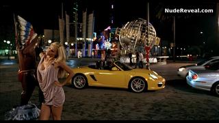 MICHELLE HUNZIKER nude in Natale A Beverly Hills