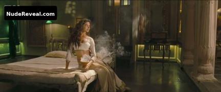 DEEPIKA PADUKONE nude in Ramleela