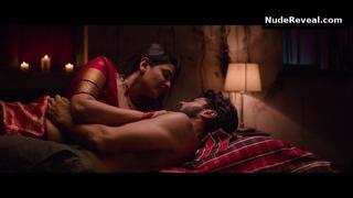 DIVYA PILLAI nude in Mangalavaaram