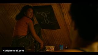 CARLACIA GRANT nude in Outer Banks