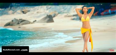 ALIA BHATT nude in Student Of The Year
