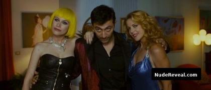 CLAUDIA GERINI nude in Come bello far lamore