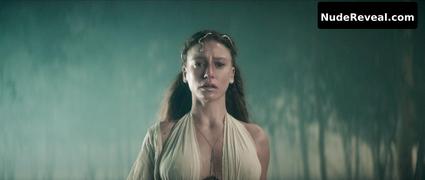 SERENAY SARIKAYA nude in Shahmaran