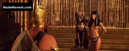 PATRICIA VELASQUEZ nude in The Mummy