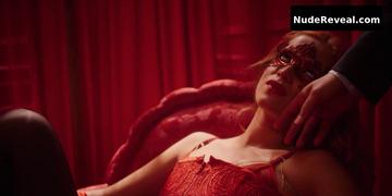 JULIA PALHA nude in O Clube