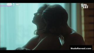 ALBA BAPTISTA nude in Filha da Lei