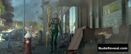 ELIZABETH BANKS nude in Power Rangers