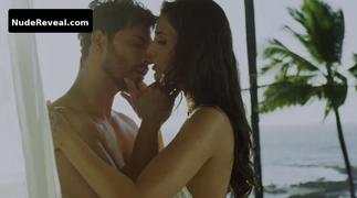 MANASVI MAMGAI nude in Fuh se Fantasy
