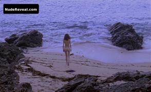 LEONIE DAHAN-LAMORT nude in The Island And The Continent