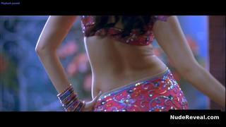 TAMANNA BHATIA nude in Siruthai
