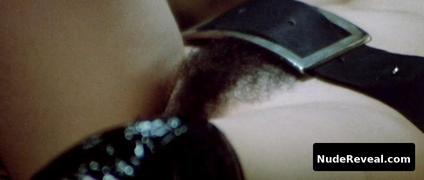 LINA ROMAY nude in Female Vampire