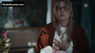FRANZISKA HARTMANN nude in Polizeiruf 110