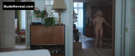 VIRGINIE EFIRA nude in Waiting for Bojangles