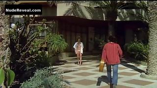 LINA ROMAY nude in Les Filles De Copacabana