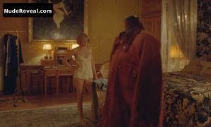 KRISTEN STEWART nude in Spencer
