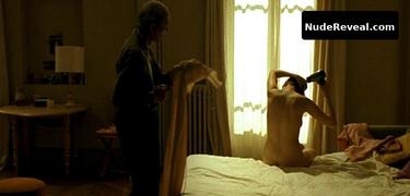 LEELEE SOBIESKI nude in L