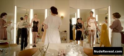 SAMARA WEAVING nude in Hollywood